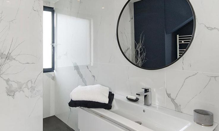 Conception et aménagement d'une salle de bain dans un appartement à Paris