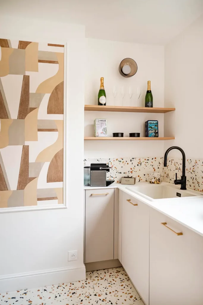 coin cuisine terrazzo étagères bois